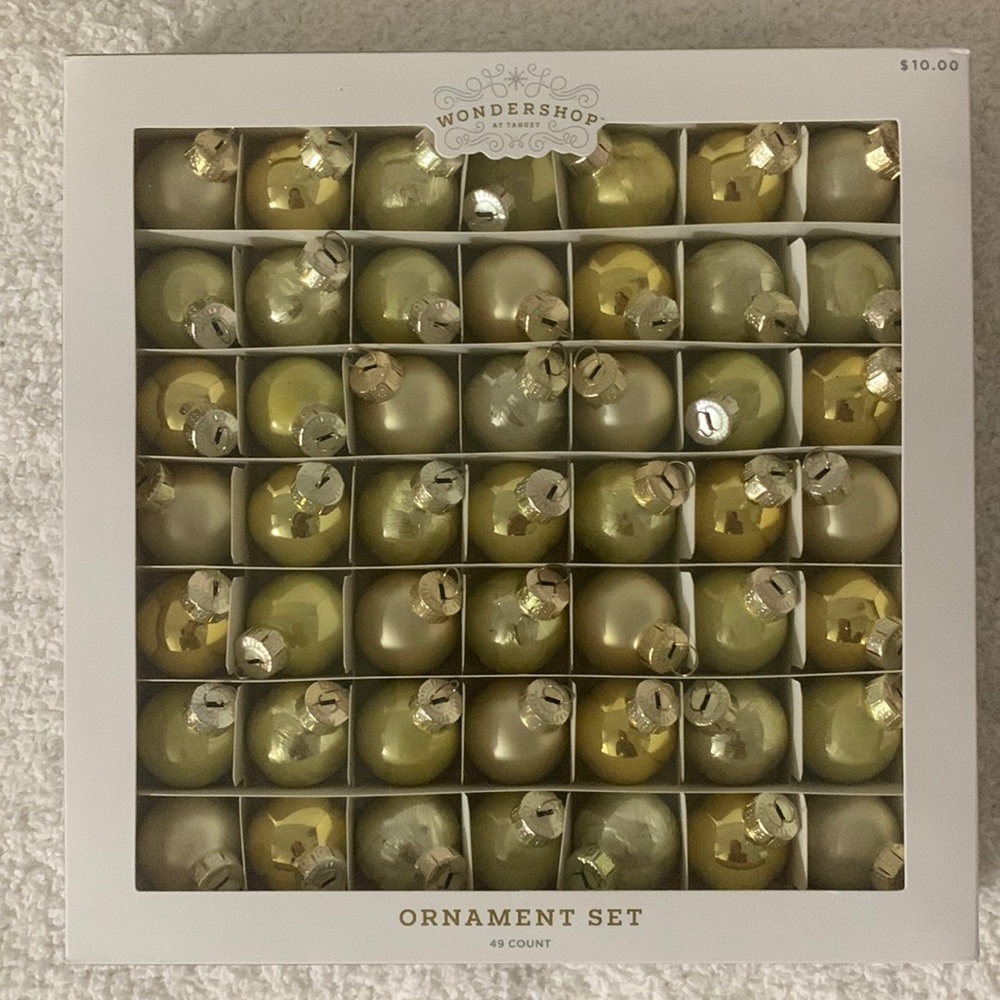 Wondershop Ornament Set